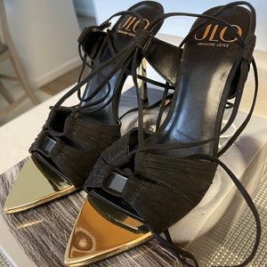 JLO LACE UP HEELS!